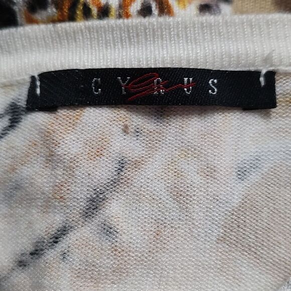 Cyrus printer sweater top Sz XL NWOT - Picture 5 of 5